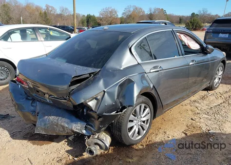 2011 Honda Accord 2.4 Ex-L z USA, uszkodzony, nr VIN 1HGCP2F85BA062154